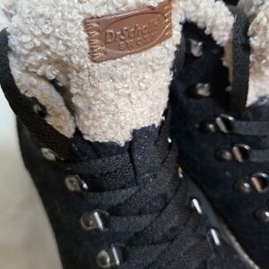 Dr. Scholl's Kids Black and Cream Boots